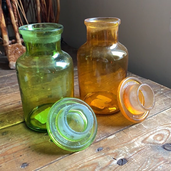 NWT 2 Apothecary Jars with glass lids - SOLD - Picture 4 of 6